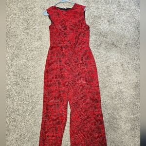 Stylish Express Red & Black Jumpsuit – Sleek & Chic – Size Medium M 10– Like New